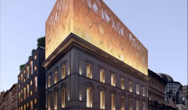 Gwiazda rocka w Budapeszcie - Hard Rock Hotel w systemach Aluprof
