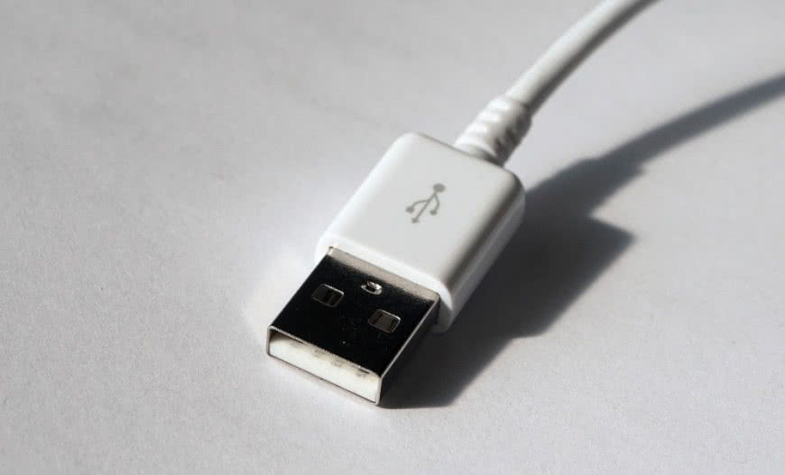 Dlaczego gniazdko z USB to dobra inwestycja?